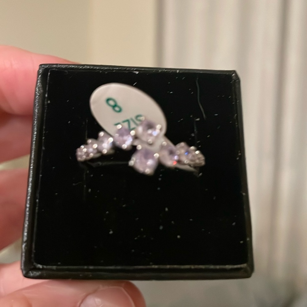 Bomb Party ring size 8